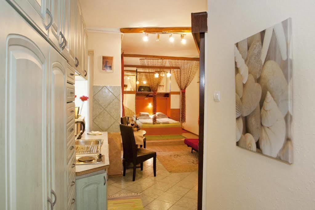 Margit Apartment ブダペスト エクステリア 写真